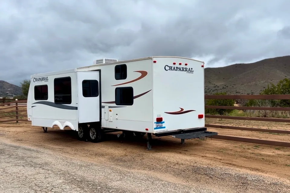 Eduardo's Coachmen Chaparral lite 29BHS Travel Trailer