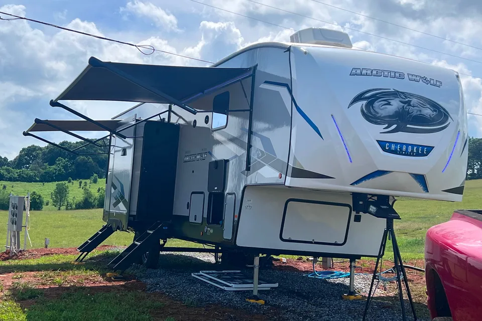 Mansion on wheels