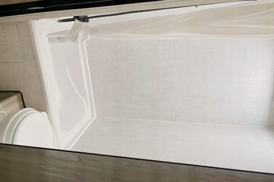 Anna's Gulf Stream Grand River 25BH Travel Trailer