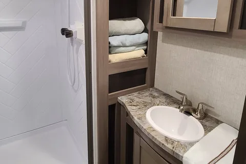 Spacious 2022 Sunset Trail | Slideout, Generator & Delivery Available