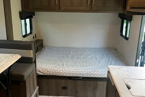Brand New  Viking 17 BHS Travel Trailer