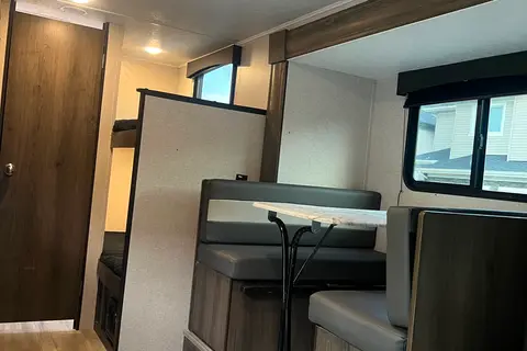 Brand New  Viking 17 BHS Travel Trailer
