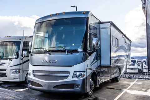 Jodi's Winnebago Itasca SunCruiser 35p Class A