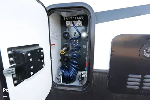 Ben 's Keystone 358 Carbon Toy Hauler