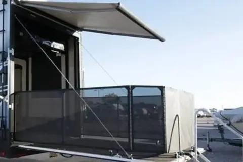 Ben 's Keystone 358 Carbon Toy Hauler