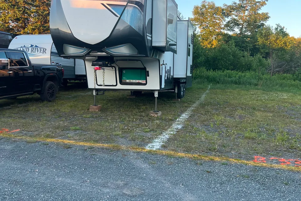 Ben 's Keystone 358 Carbon Toy Hauler