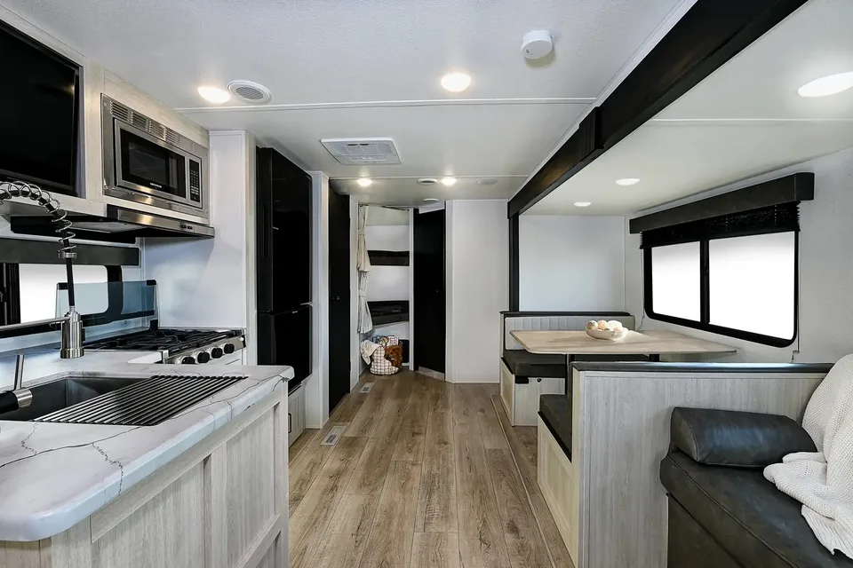 2025 Puma 283BHCE Bunk House Camping Edition