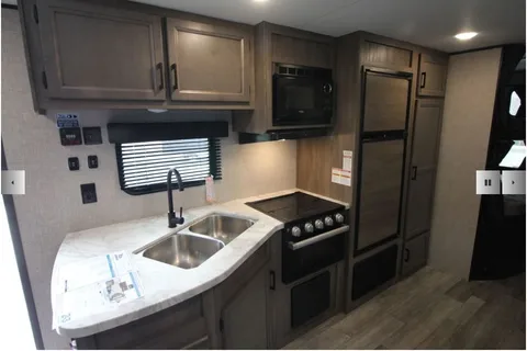 Adventure Awaits! - Jayco Jayco Jay Flight SLX 267BHS Travel Trailer