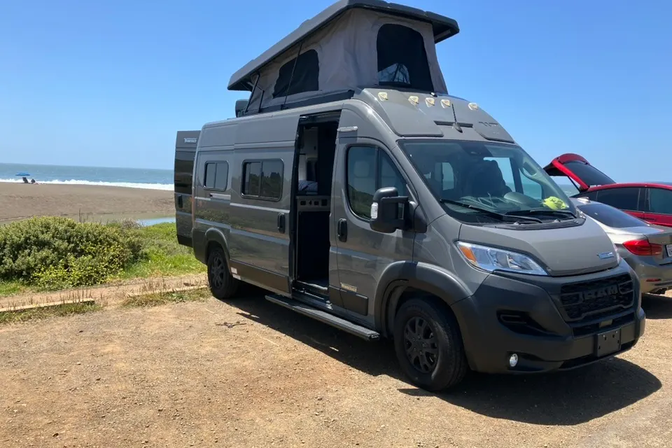 Mark's Winnebago Solis Class B
