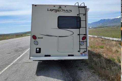 Alan's Coachmen Leprechaun Class C