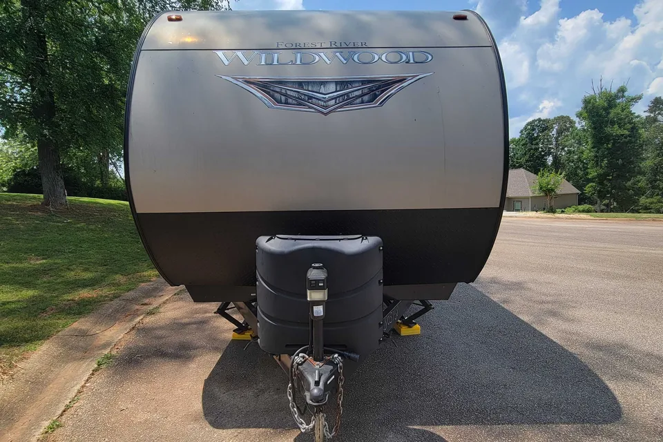 Perfect for Family, Pet Friendly Travel Trailer 