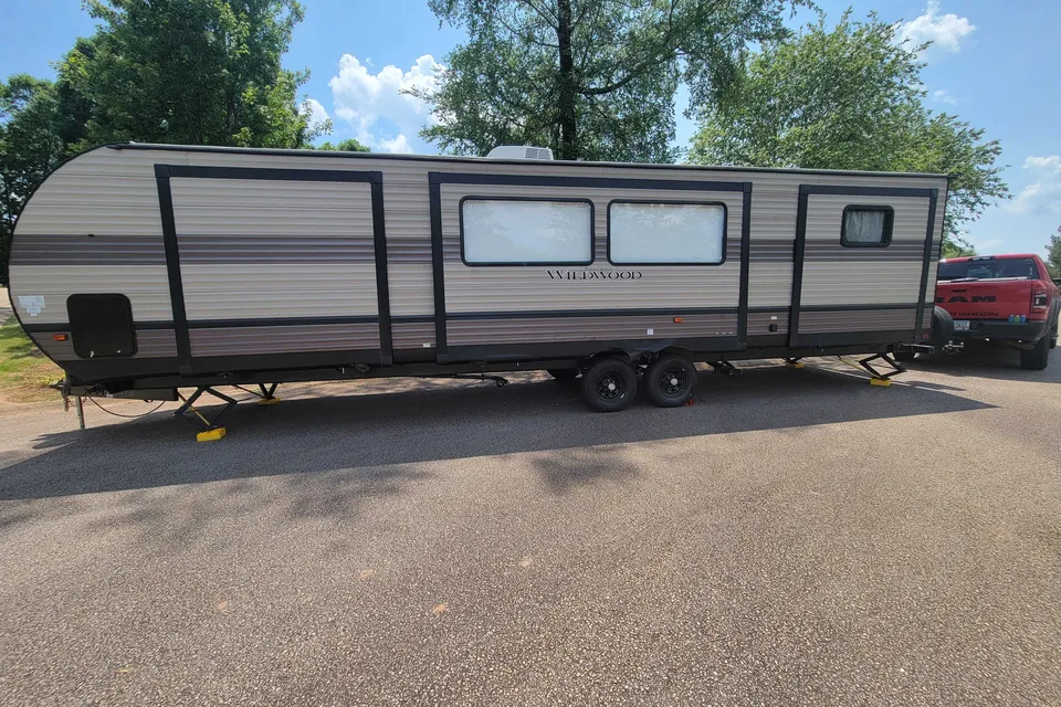 Perfect for Family, Pet Friendly Travel Trailer 