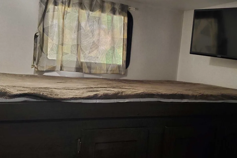 Perfect for Family, Pet Friendly Travel Trailer 