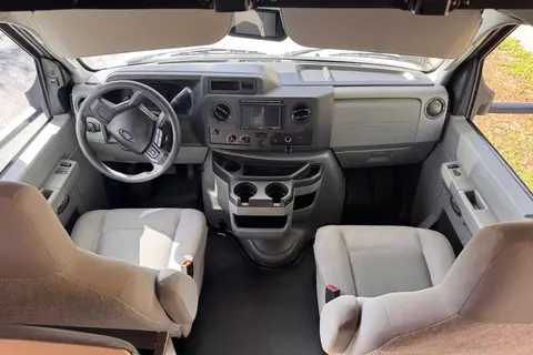 NEW 2025 Sunseeker 25ft | Roadtrip Escape