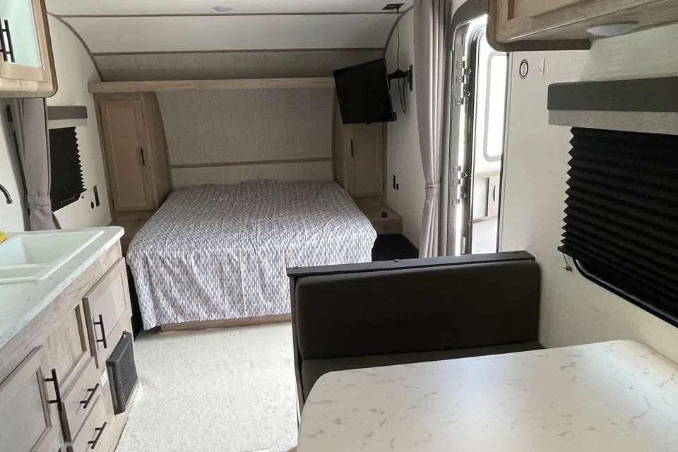 Mohamad's Grand River 2024 Travel Trailer