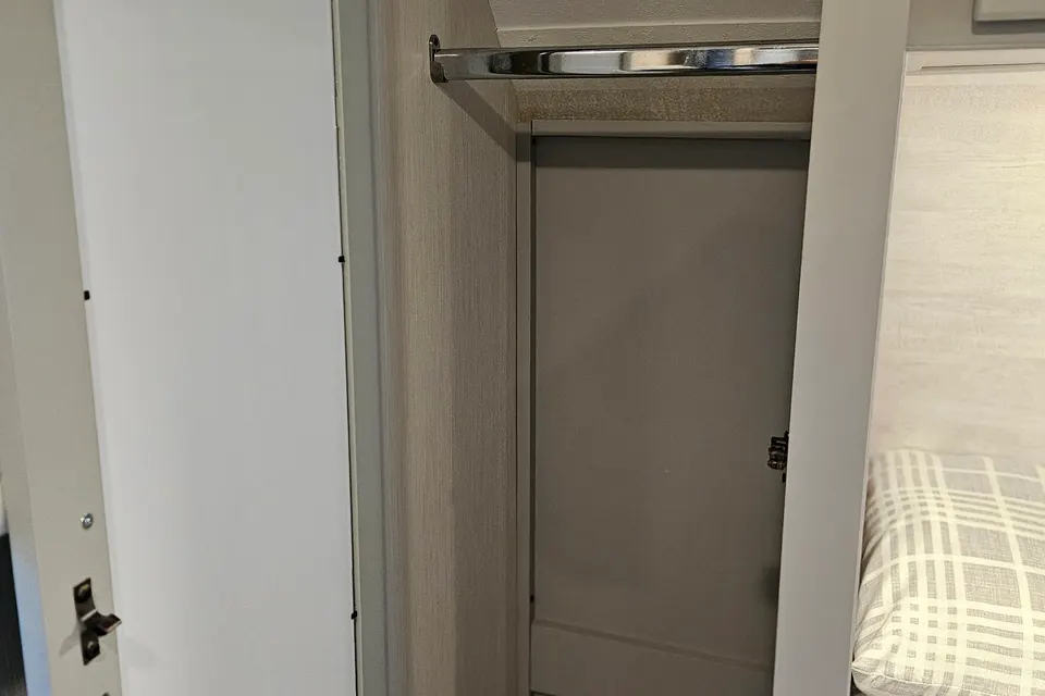 Paul's Forest River Vibe 25RK Travel Trailer (29ft)