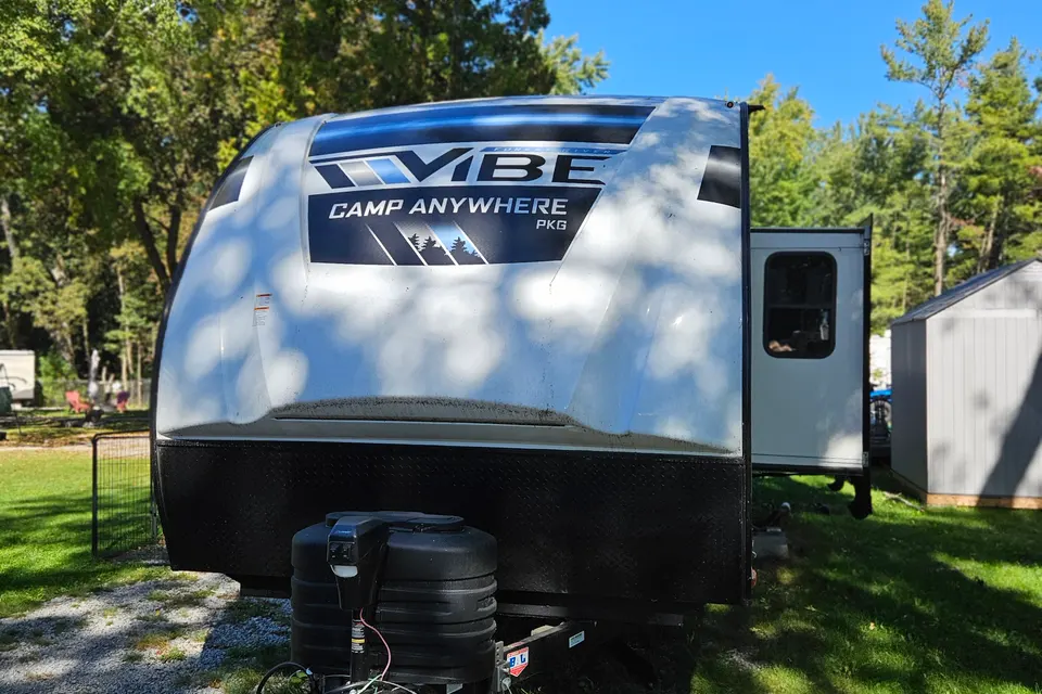 Paul's Forest River Vibe 25RK Travel Trailer (29ft)