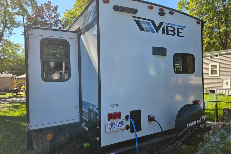 Paul's Forest River Vibe 25RK Travel Trailer (29ft)