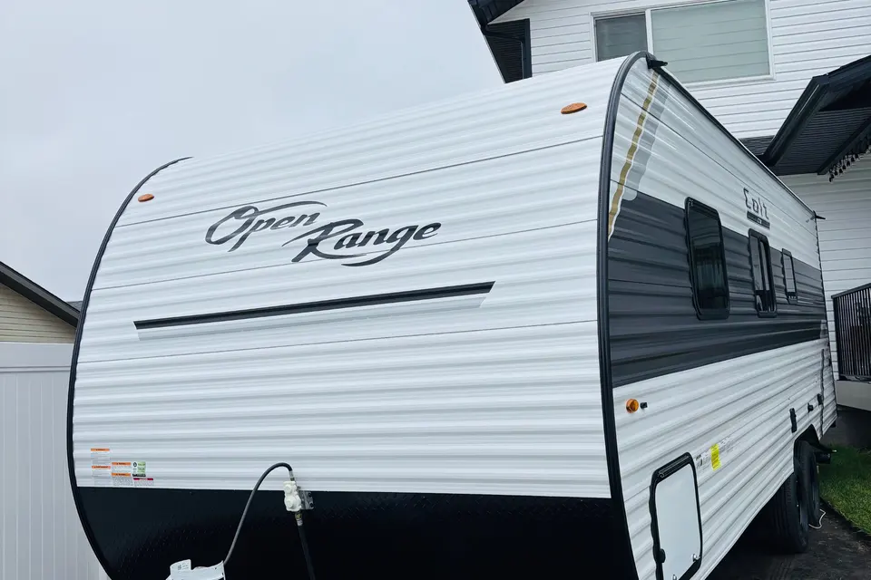 Castelo Colt Co. Open Range Colt 2026 Travel Trailer