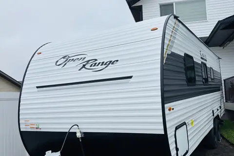 Castelo Colt Co. Open Range 2026 Travel Trailer