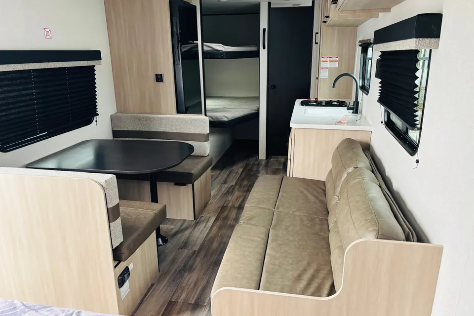 Castelo Colt Co. Open Range Colt 2026 Travel Trailer