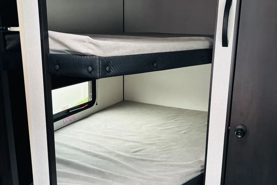 Castelo Colt Co. Open Range Colt 2026 Travel Trailer