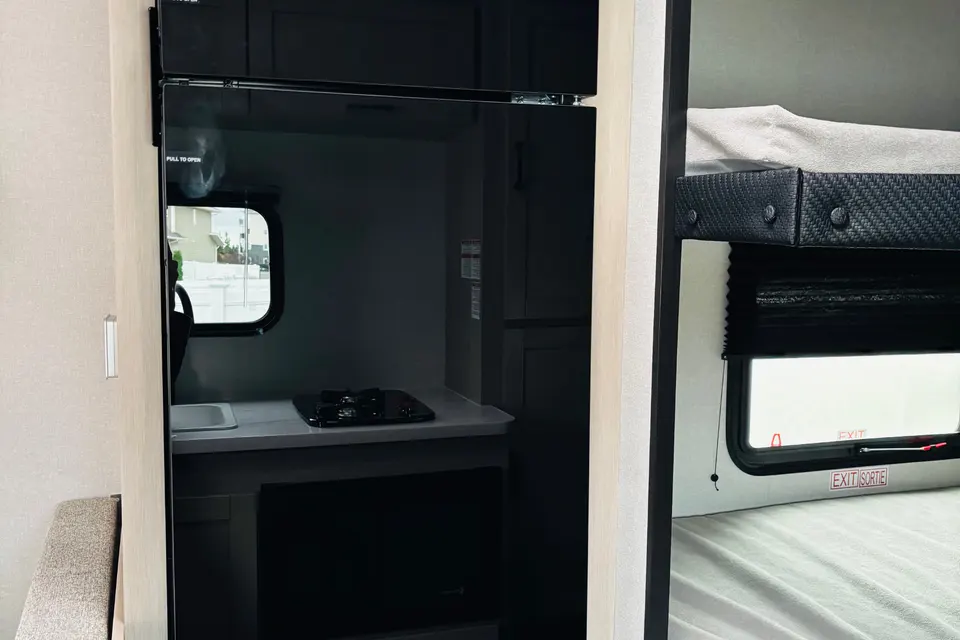 Castelo Colt Co. Open Range Colt 2026 Travel Trailer