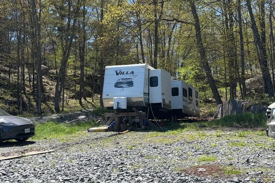 Carling's RV Cottage