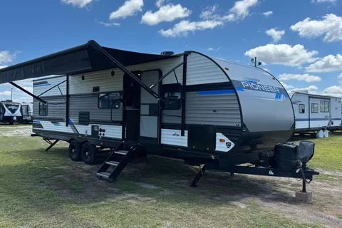 Maria's Heartland Pioneer Travel Trailer
