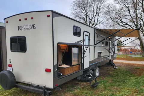 Crossroads Rezerve Travel Trailer