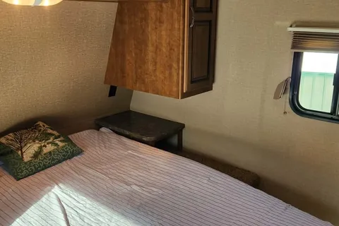 Crossroads Rezerve Travel Trailer