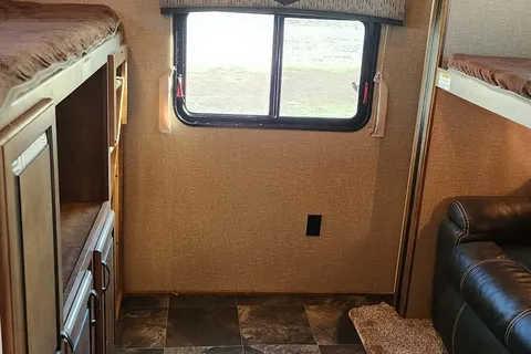 Crossroads Rezerve Travel Trailer