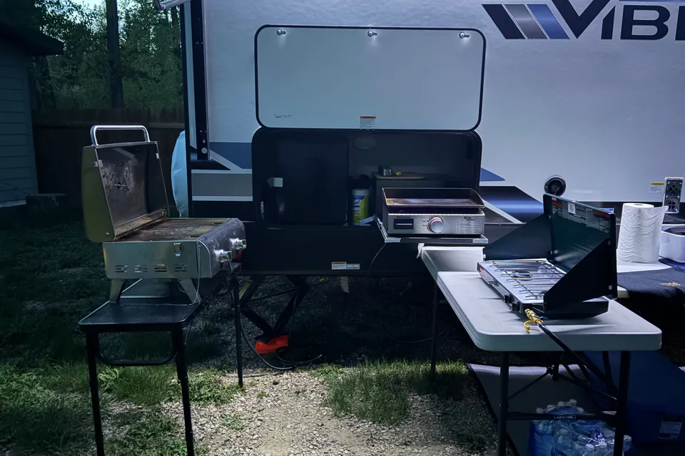 **Full size SUV & 1/2 ton towable** Rustic Royalty Vibe Family Trailer*ASK about August discounts *
