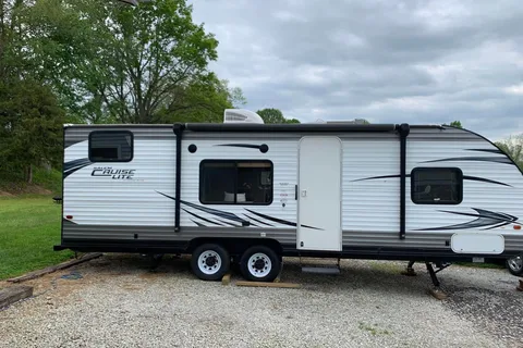Forest River Salem Cruise Lite 261BHXL Travel Trailer
