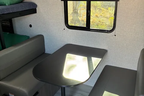 Jayco StarCraft Autumn Ridge 177 BH Travel TrailerOn the