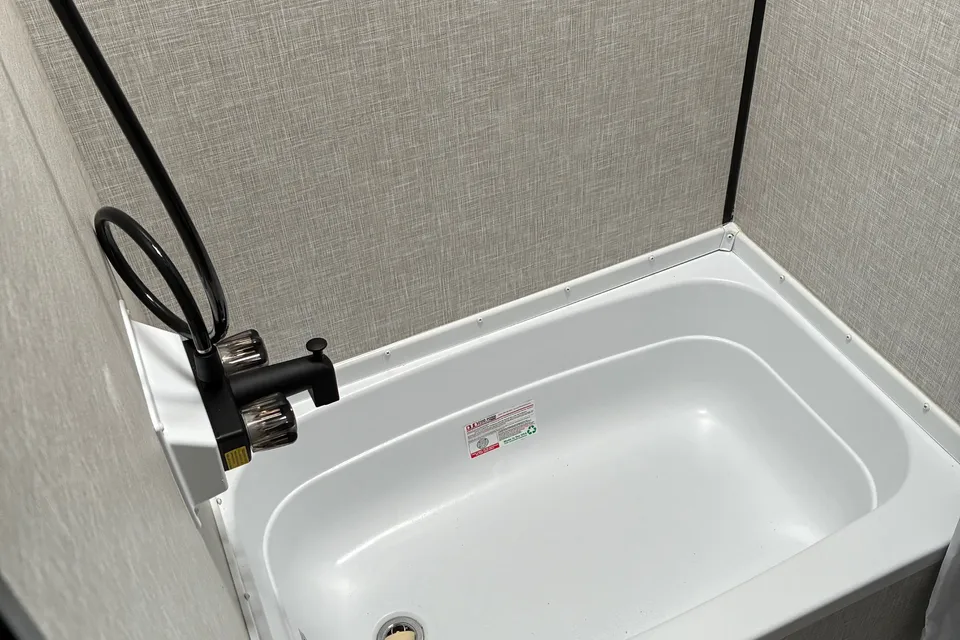 Jayco StarCraft Autumn Ridge 177 BH Travel TrailerOn the