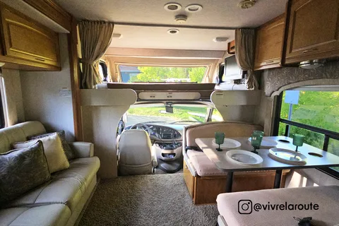 ROSA | Fleetwood Tioga SL 30U | Vivre la Route !