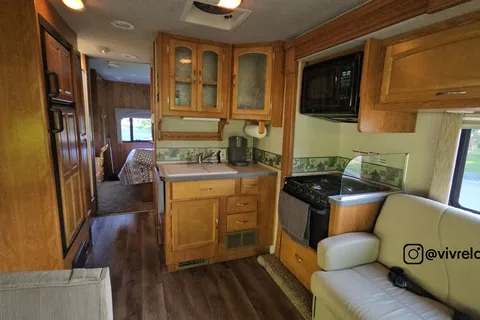 ROSA | Fleetwood Tioga SL 30U | Vivre la Route !
