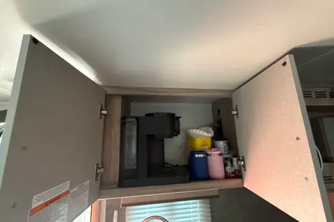 Patricia's Winnebago Micro Minnie flx Travel Trailer