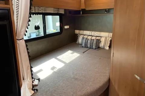 Great Gas Milage 15+ MPG, Winnebago Trend 23L