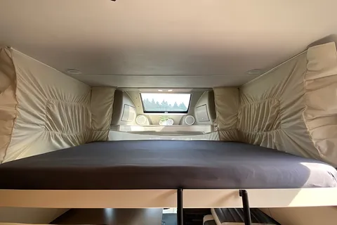 Great Gas Milage 15+ MPG, Winnebago Trend 23L