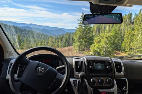 Great Gas Milage 15+ MPG, Winnebago Trend 23L