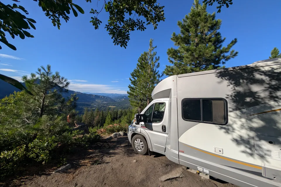 Great Gas Milage 15+ MPG, Winnebago Trend 23L
