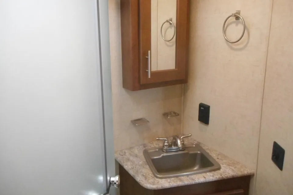 4 season travel trailer 