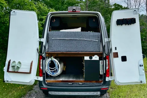 Freeda - Mercedes-Benz Sprinter 144wb Campervan