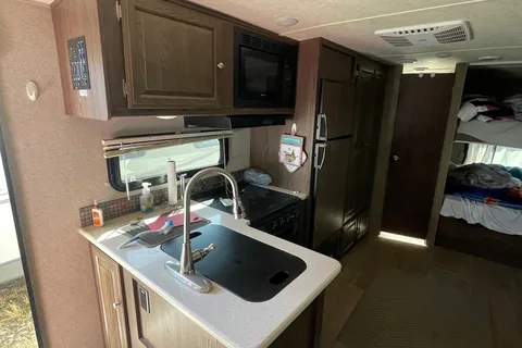 Carson's Forest River Rockwood 2702WS Travel Trailer