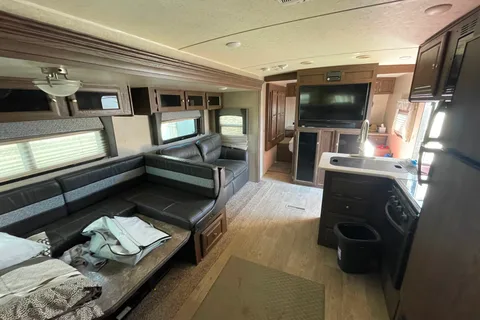 Carson's Forest River Rockwood 2702WS Travel Trailer