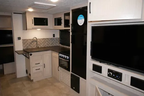 Riley's camper  2