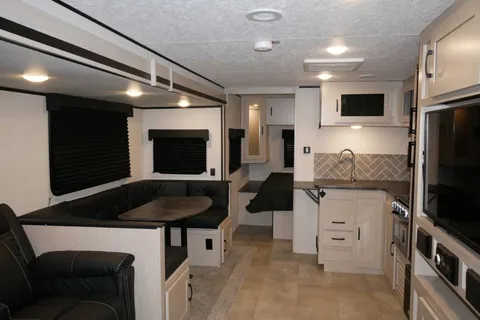 Riley's camper  2