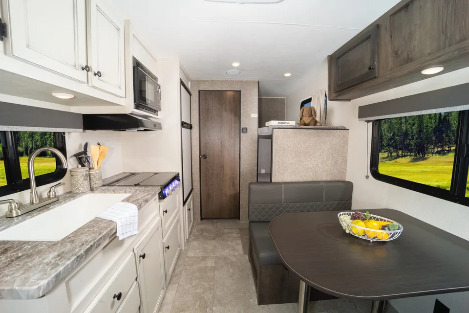Adam's Open Range 19bh Travel Trailer